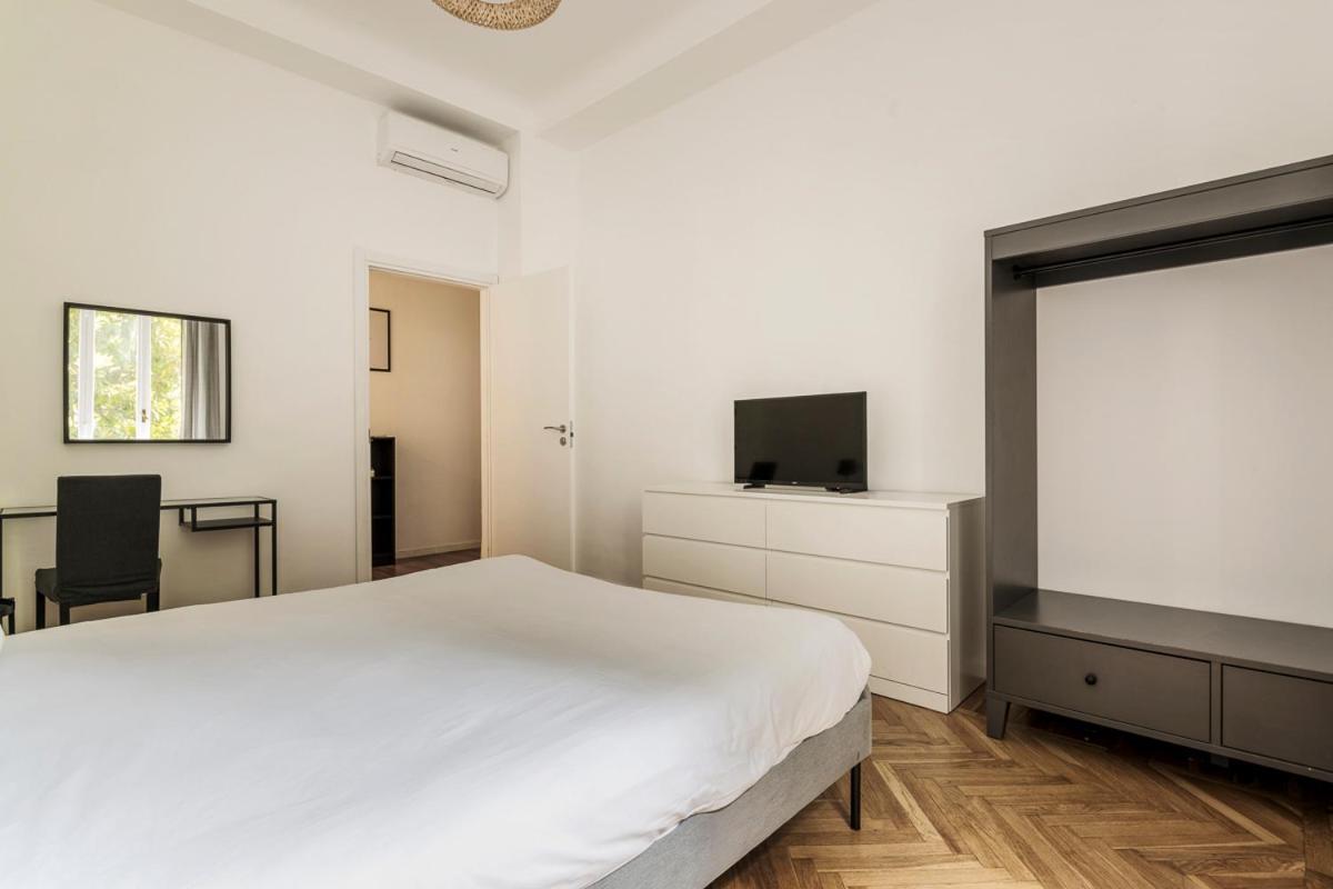Luxury 4 Bedrooms Apartments Close To Duomo Μιλάνο Εξωτερικό φωτογραφία