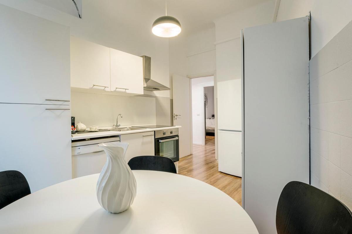 Luxury 4 Bedrooms Apartments Close To Duomo Μιλάνο Εξωτερικό φωτογραφία