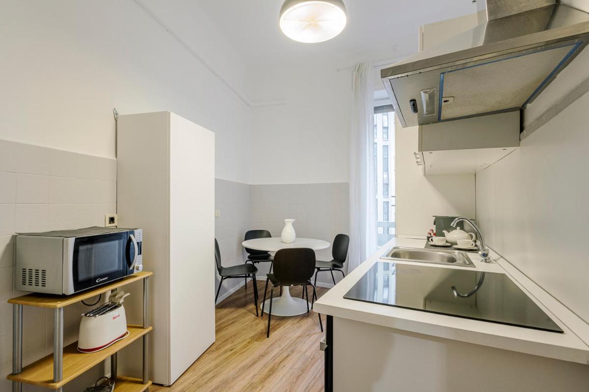 Luxury 4 Bedrooms Apartments Close To Duomo Μιλάνο Εξωτερικό φωτογραφία
